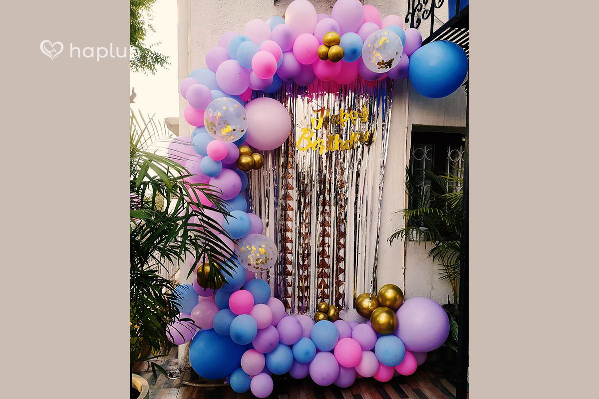 classy birthday decor