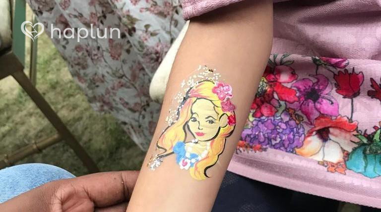 Special Cartoon Artist