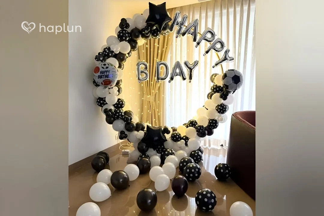 Football Theme Ring Decor